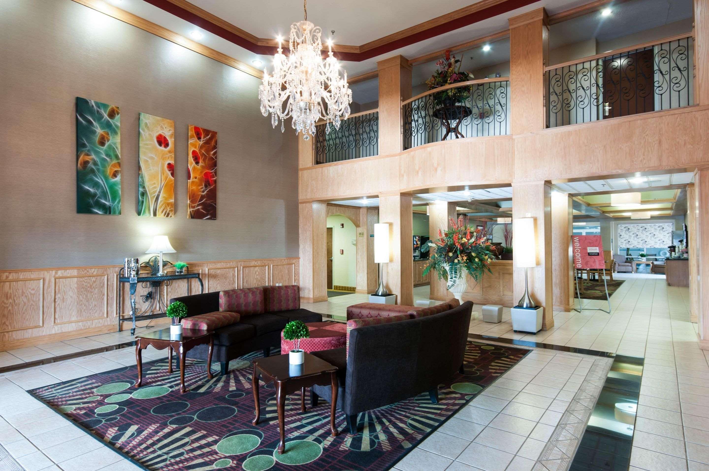 Comfort Suites Milledgeville Exterior photo